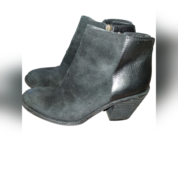 sofft black Ankle Bootie size 6 - Picture 6 of 11